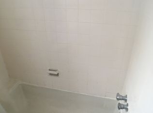 409 S 40th St APT 3R, Philadelphia, PA 19104