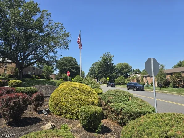 72D Troy Drive BLDG 72 #D, Springfield Twp., NJ 07081