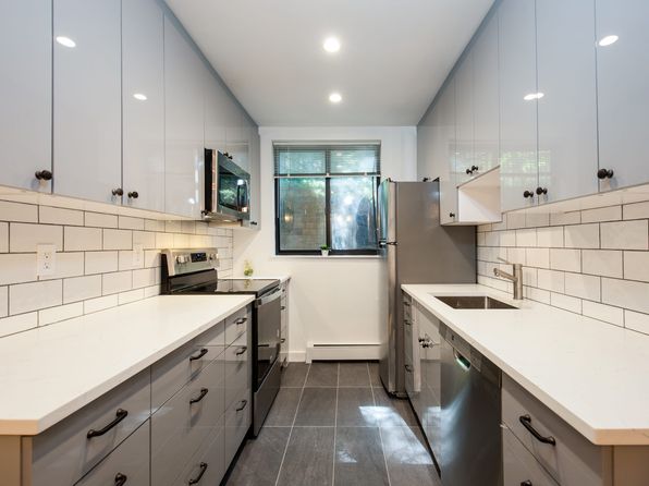 500 Central Park Ave APT 414