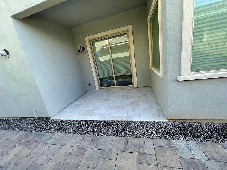 1549 E San Carlos Way — Photo 13
