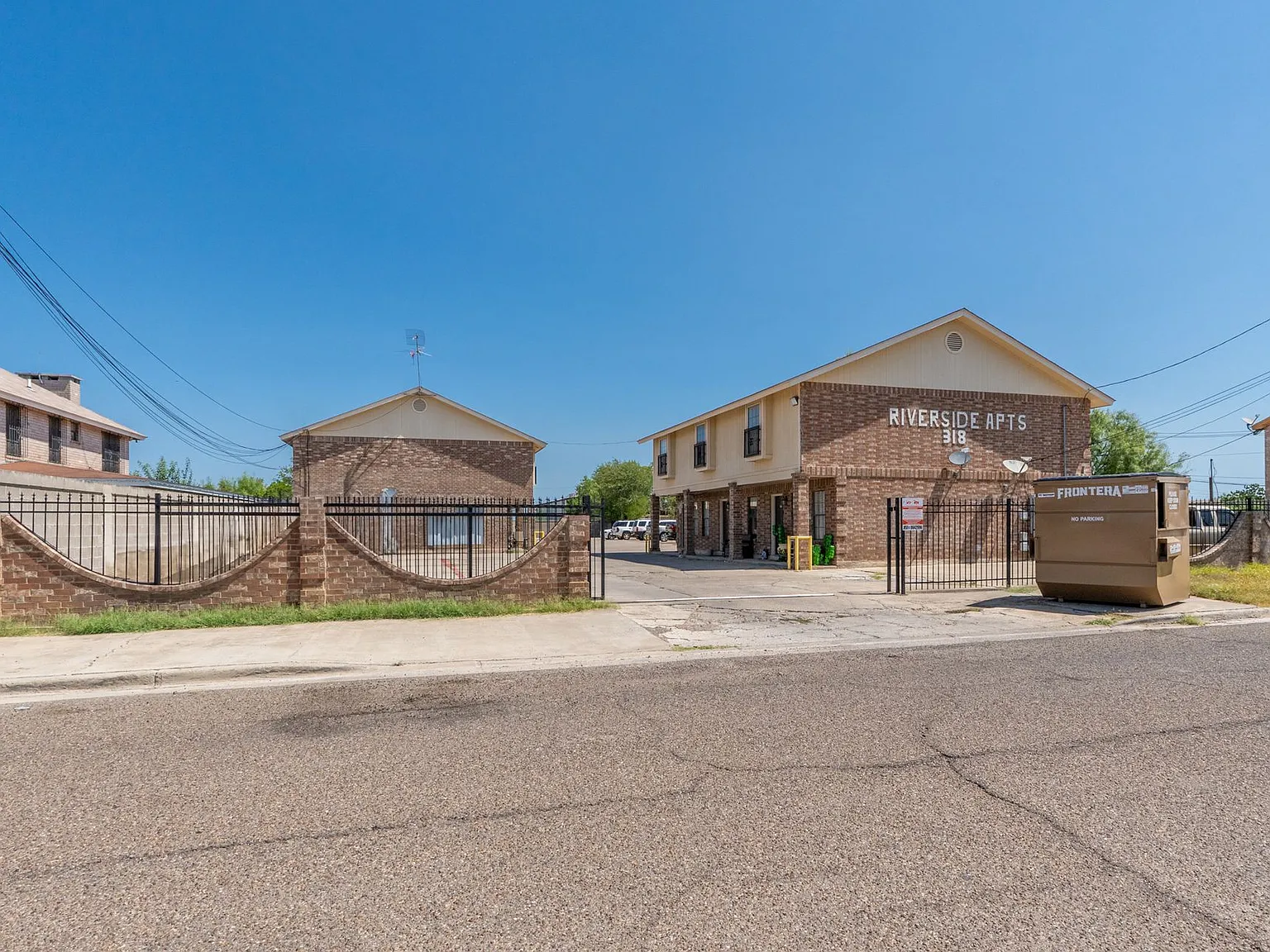 Townhomes at Riverfront — Photo 1