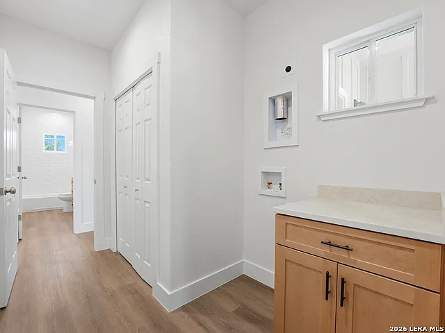 609 Elm St — Photo 28