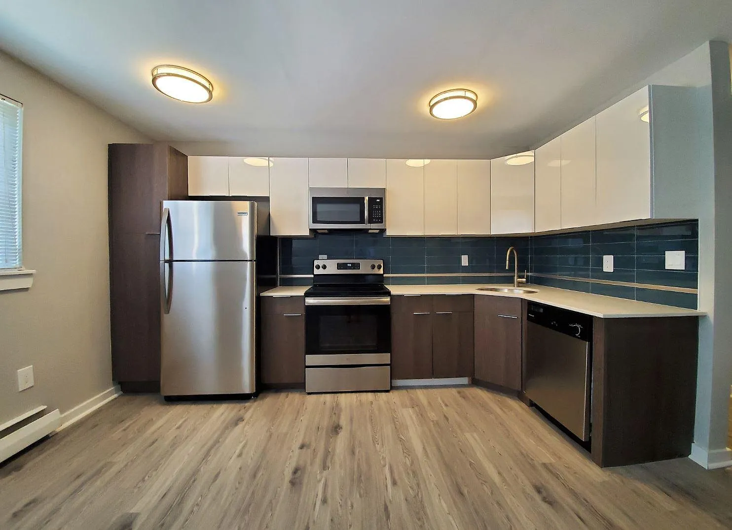 Tremont Court — Photo 1