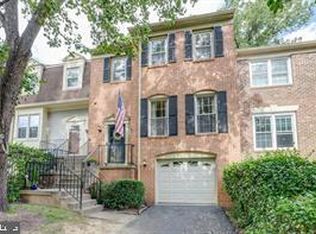 7842 Ashley Glen Rd, Annandale, VA 22003