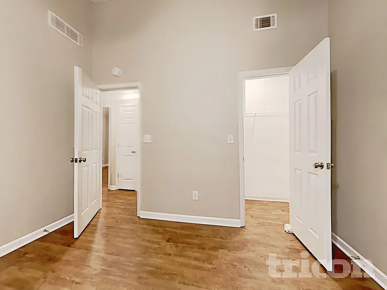 35 Crooked Creek Dr — Photo 8