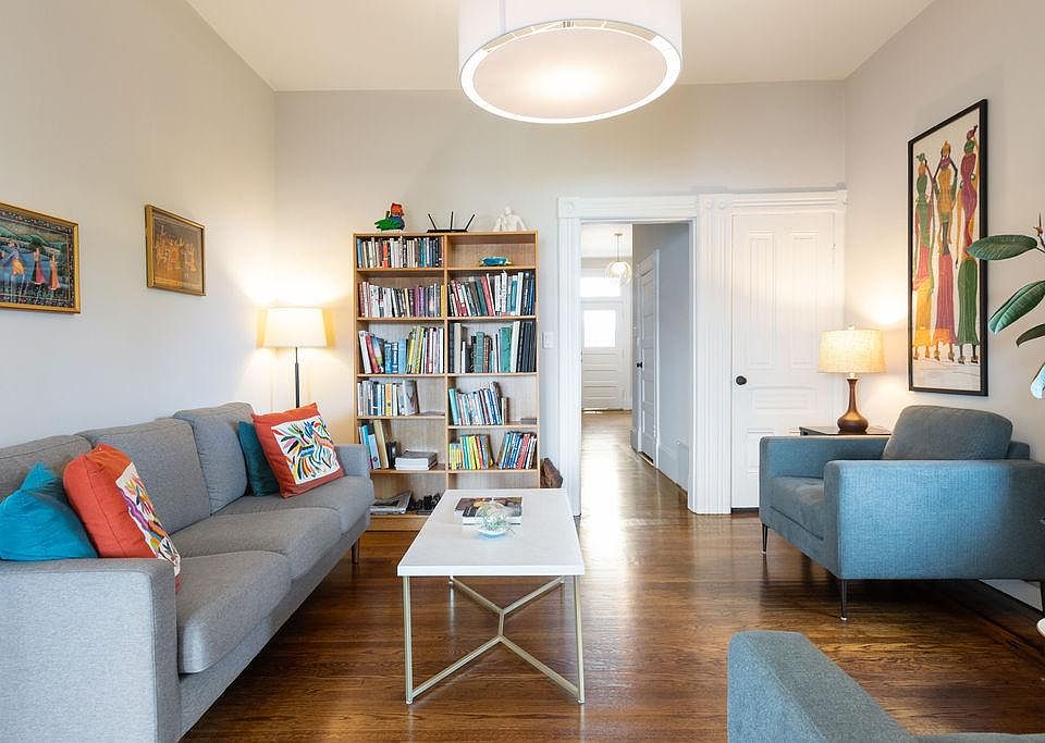 1st image of 115 Hearst Ave #1