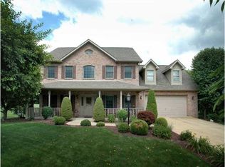 631 Stonebridge Dr, North Huntingdon, PA 15642