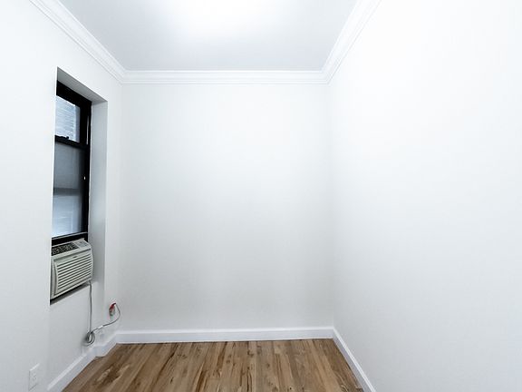 5th image of 260 W 15th St APT 3F
