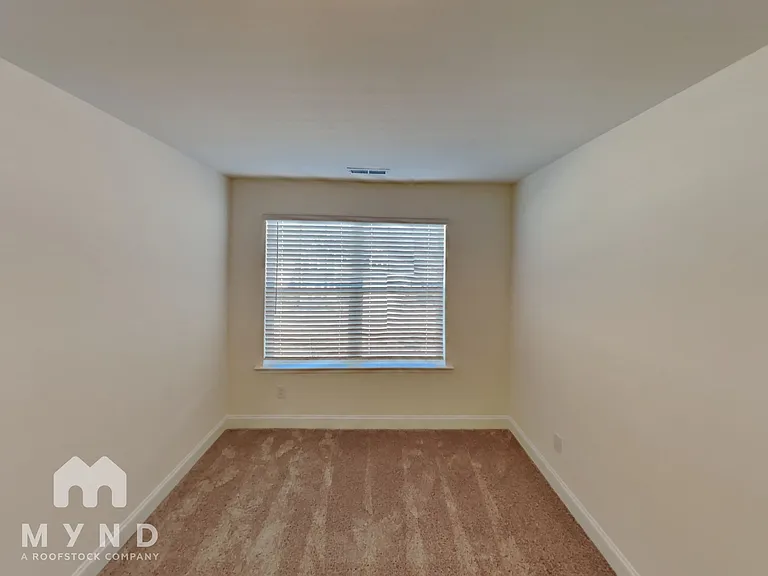 1518 Cedar Tree Dr — Photo 11