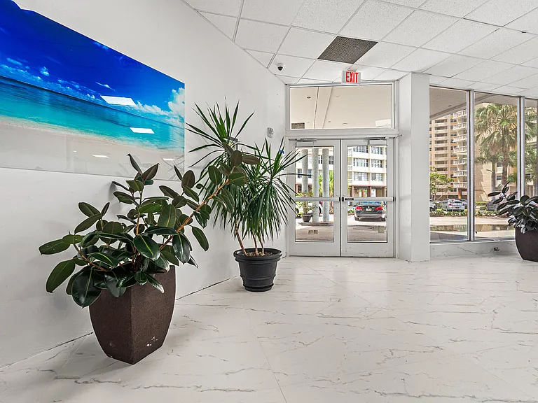 1801 S Ocean Dr #332 — Photo 24