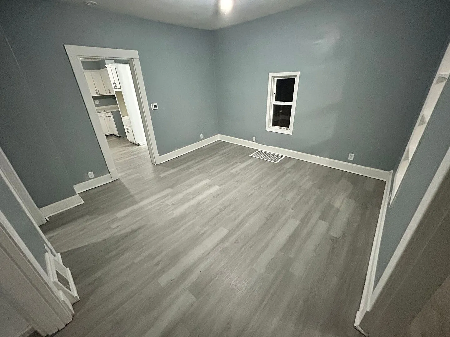 Newly remodeled 3 Bed — Photo 1