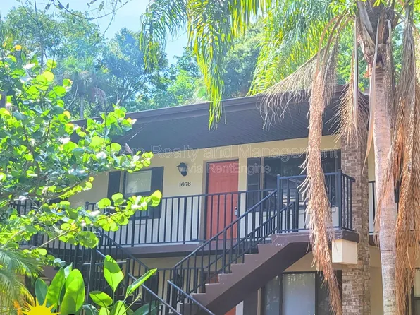 1668 Spring Garden Ct, Holly Hill, FL 32117