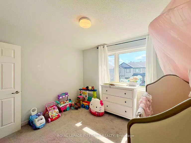 55 Kindred Row — Photo 27