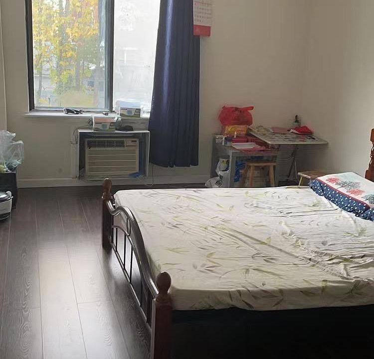 1st image of 14211 Holly Ave Floor 2
