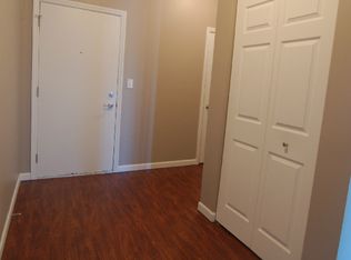 271 E Railroad Ave UNIT 207, Bartlett, IL 60103