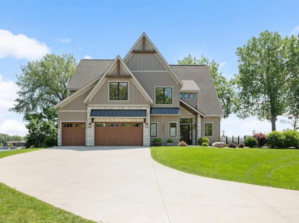 3877 Island View Cir NW, Prior Lake, MN 55372