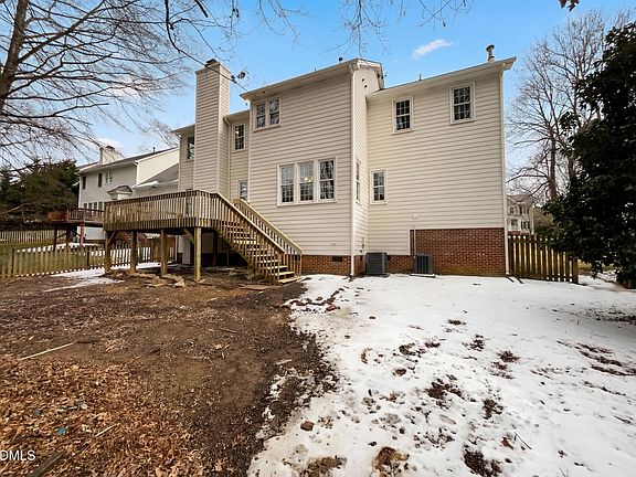 5th image of 12213 Freemont Ln