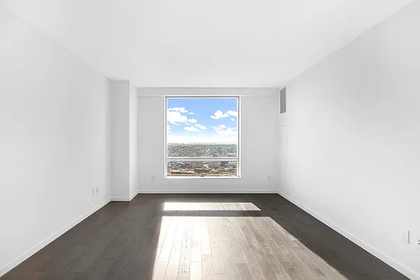 Rented by Compass | media 3