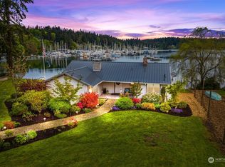 10020 SW 239th Ln, Vashon, WA 98070