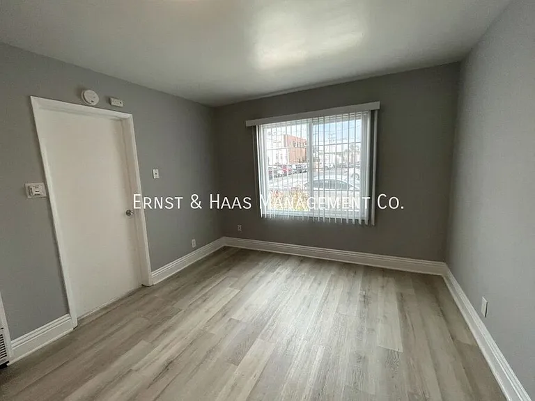 181 Argonne Ave #1 — Photo 4