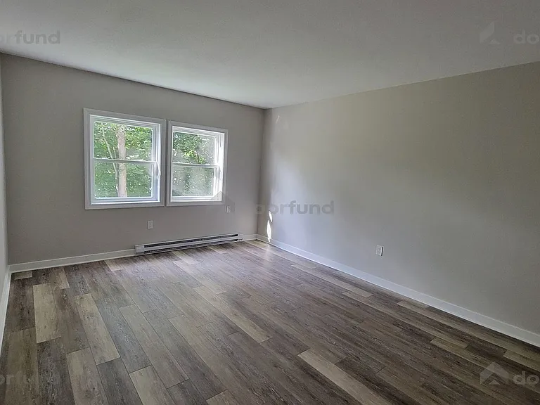 208 Columbus St #7 — Photo 6