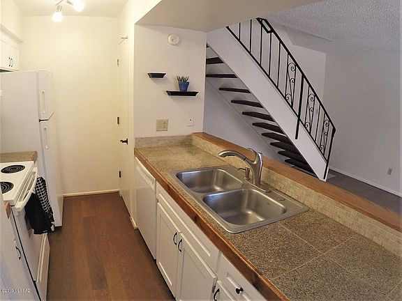 4th image of 6525 E Calle La Paz