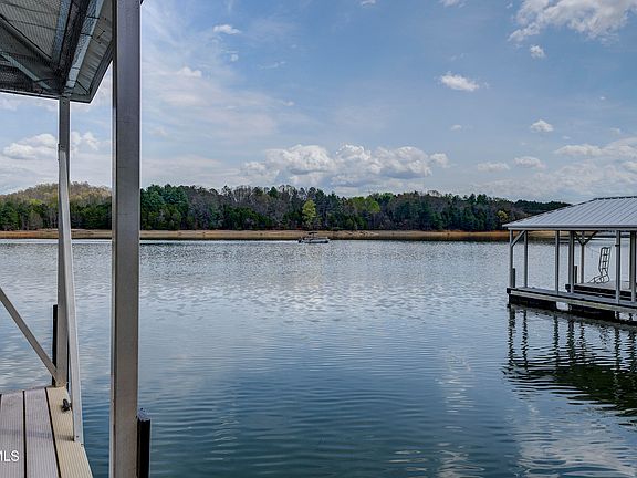 4th image of 149 Lake Harbor Dr
