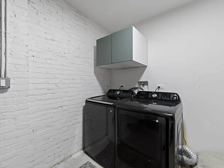Washer/Dryer