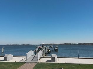 269 S Shore Dr, Toms River, NJ 08753