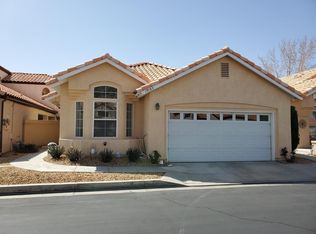 19185 Pine Way, Apple Valley, CA 92308