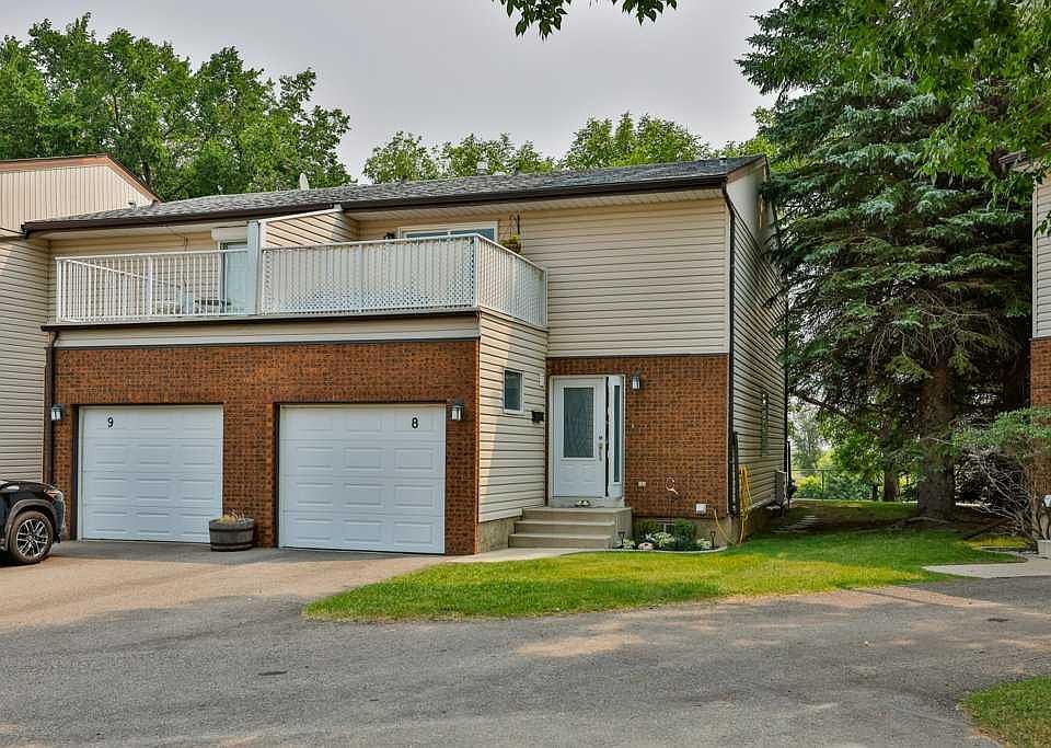 1st image of 29 Brock Pl W #8