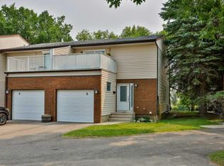 29 Brock Pl W #8, Lethbridge, AB T1K 4C7