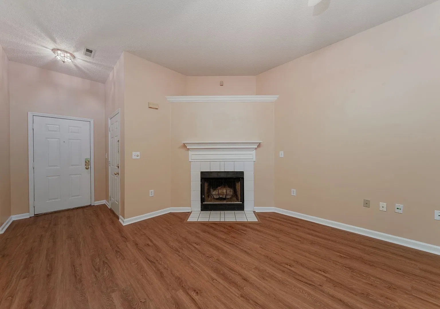 150 Liberty Drive — Photo 3
