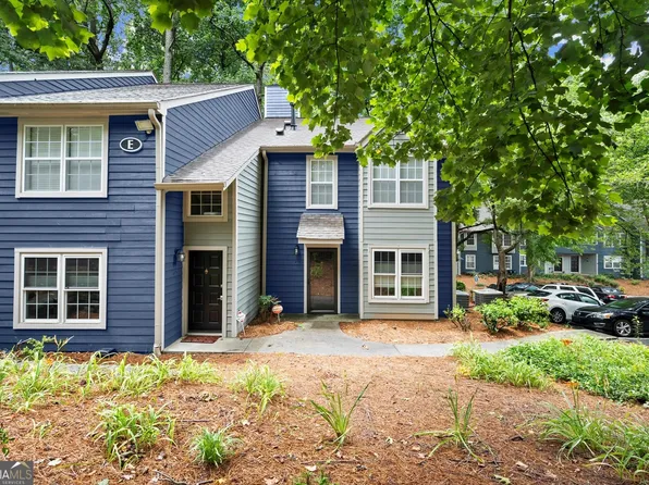 1384 N Crossing Dr NE, Atlanta, GA 30329