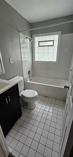 1st image of 13935 Knox Ave
