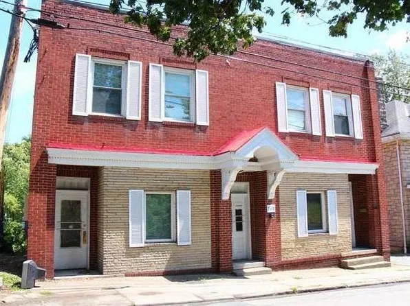 768 Willey St APT 3, Morgantown, WV 26505