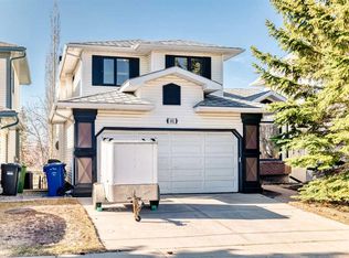 402 N Citadel Hills Cir NW, Calgary, AB T3G 3V7