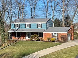 211 Trinity Dr, Canonsburg, PA
