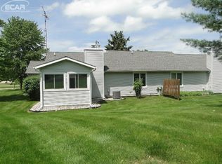 7215 Northfield Cir, Flushing, MI 48433