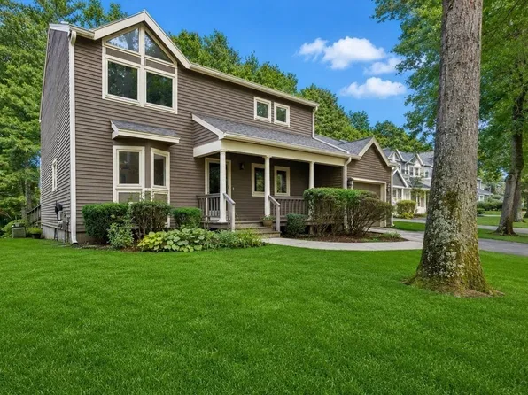 22 Cannon Forge Dr Unit 22, Foxboro, MA 02035