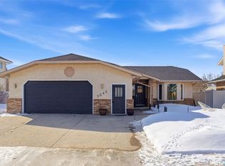 5048 Queen STREET, Regina, SK S4S 7E4