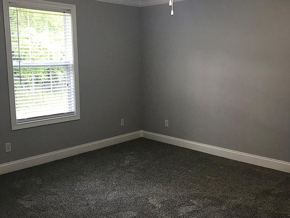 5th image of 721 Graham Way