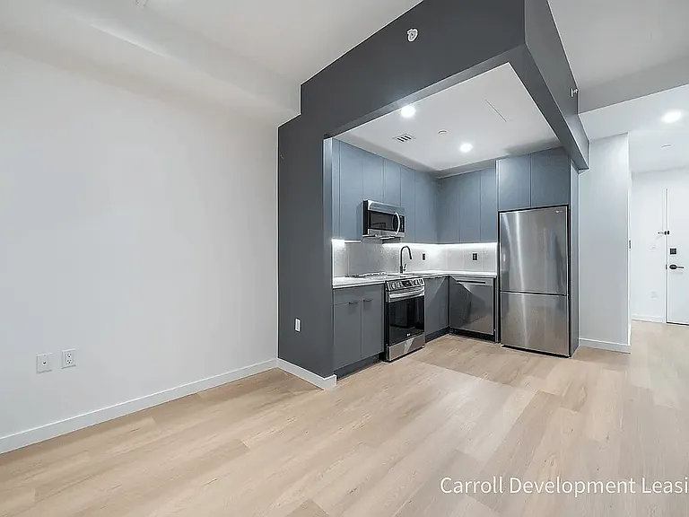 931 Carroll St #C1309 — Photo 2