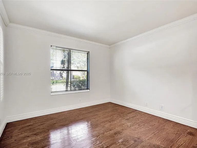 658 Stanton Dr — Photo 54