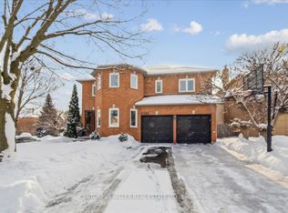 2382 Towne Blvd, Oakville, ON L6H 5X6