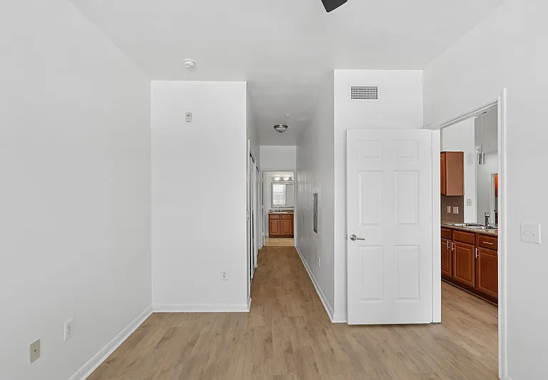 Residences at Gramercy — Photo 26