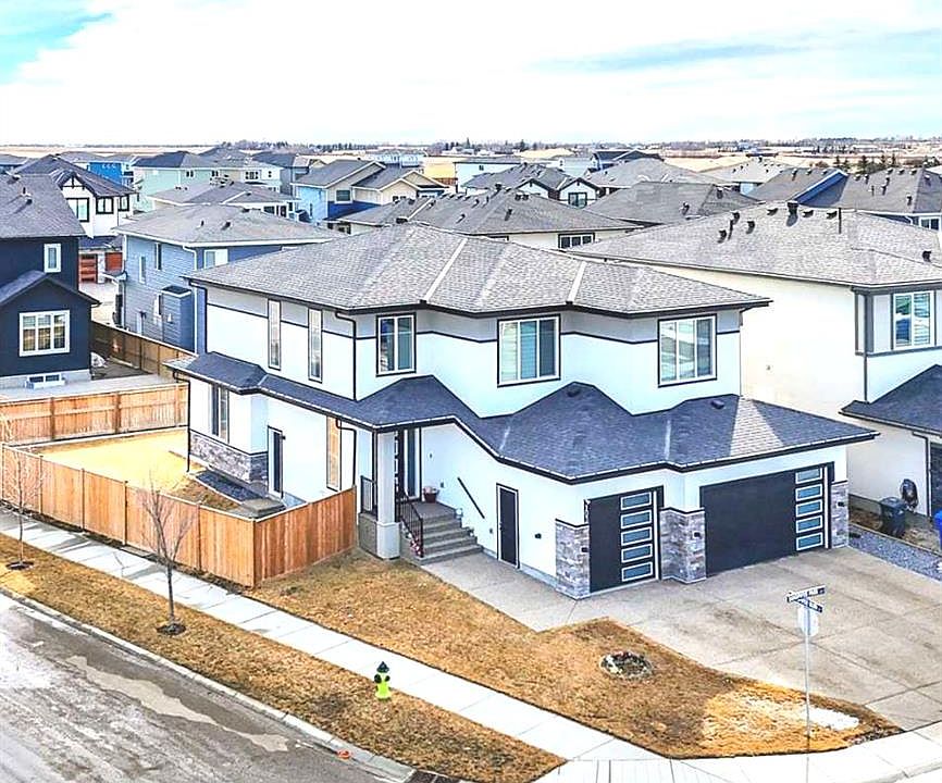 1st image of 103 W Sandpiper Park