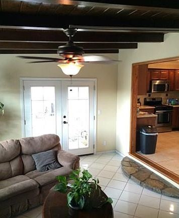3rd image of 1125 E Highland Ct