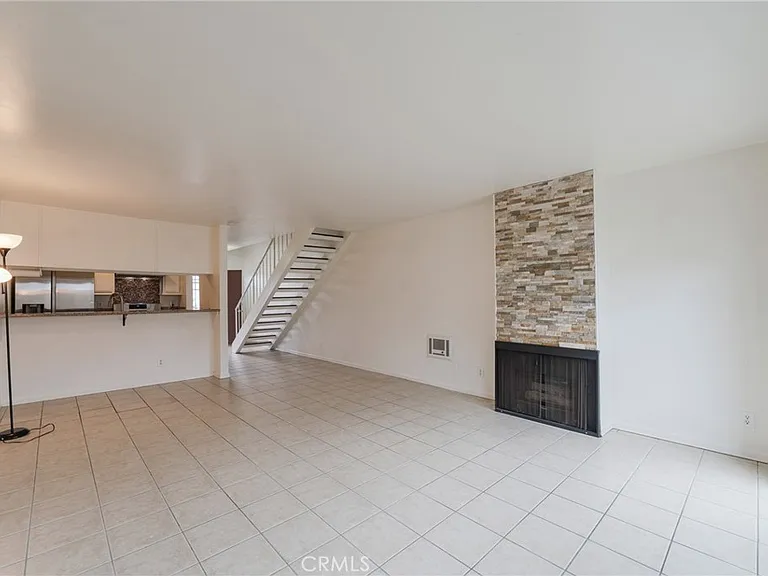 2306 Delaware St #B — Photo 4