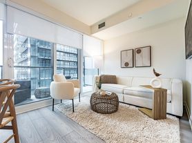 223 Redpath Ave